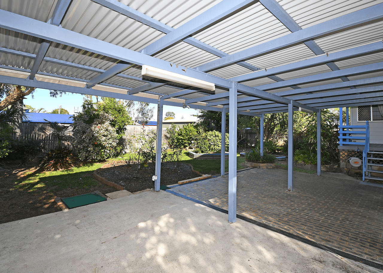 15 Paradise Street, POINT VERNON, QLD 4655