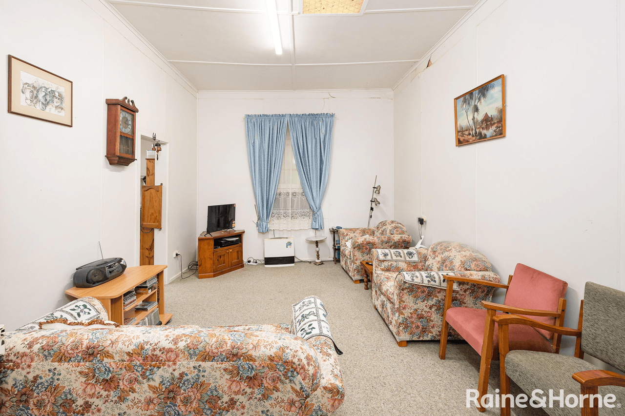 25 Loch Street, GANMAIN, NSW 2702