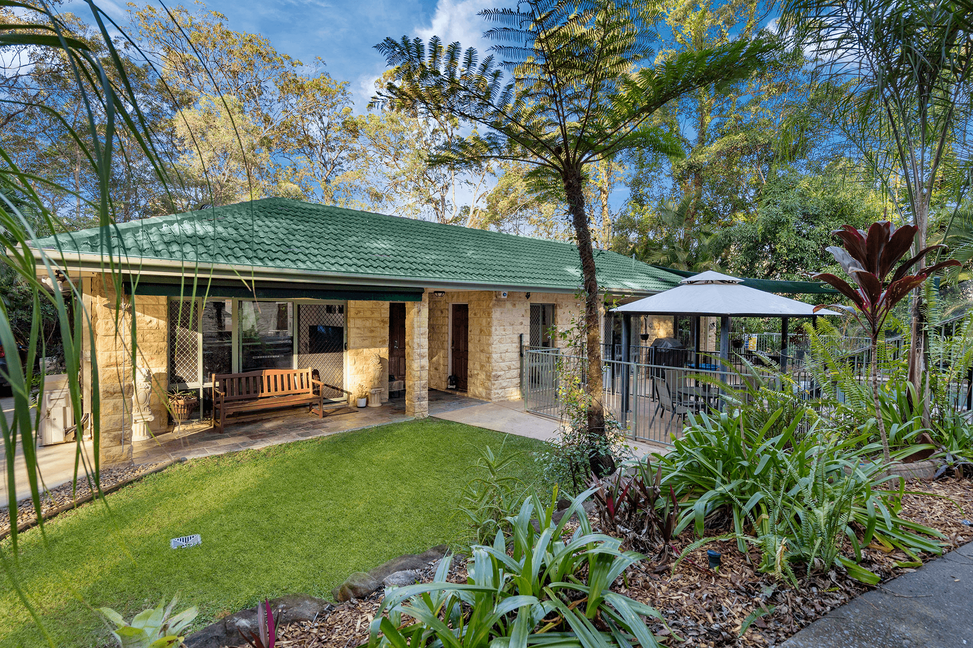 30 Yarraowee Drive, NERANG, QLD 4211