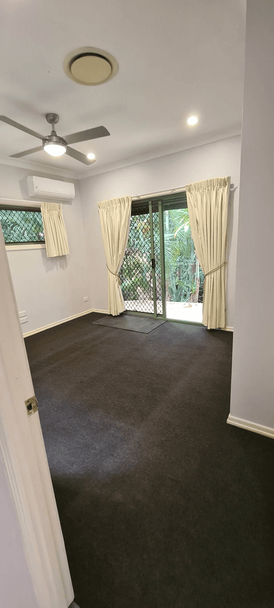 30 Yarraowee Drive, NERANG, QLD 4211