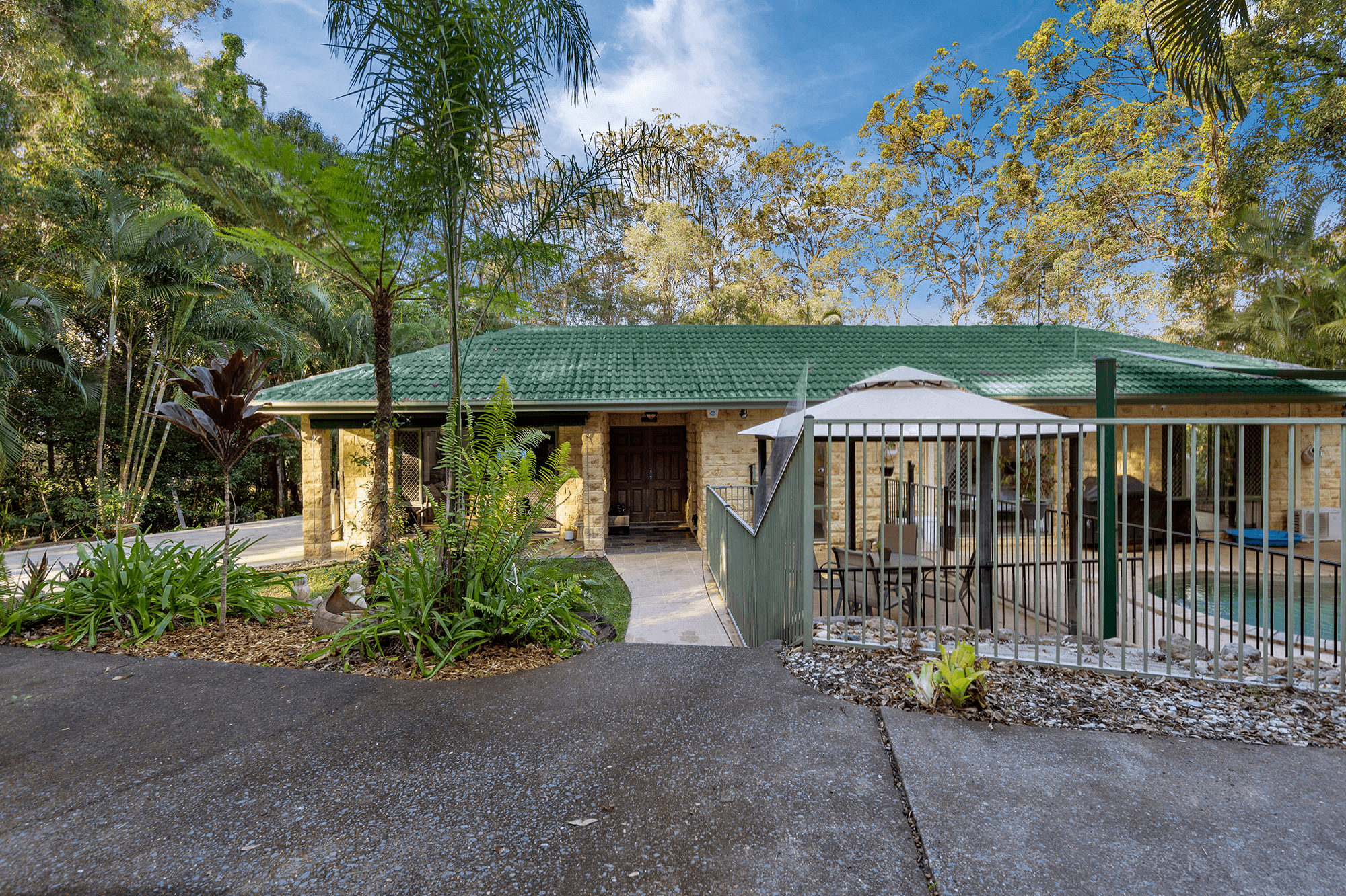 30 Yarraowee Drive, NERANG, QLD 4211