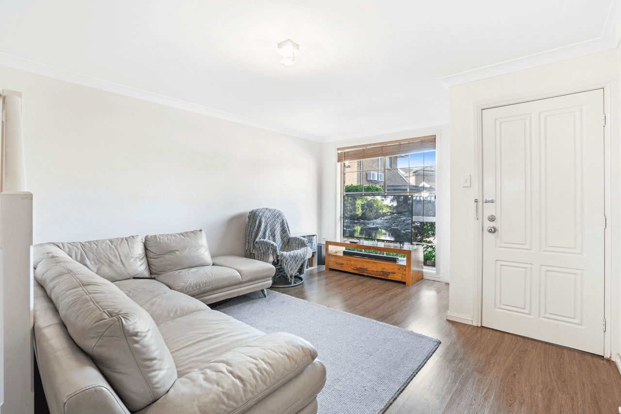 18/162 Chifley Street, WETHERILL PARK, NSW 2164