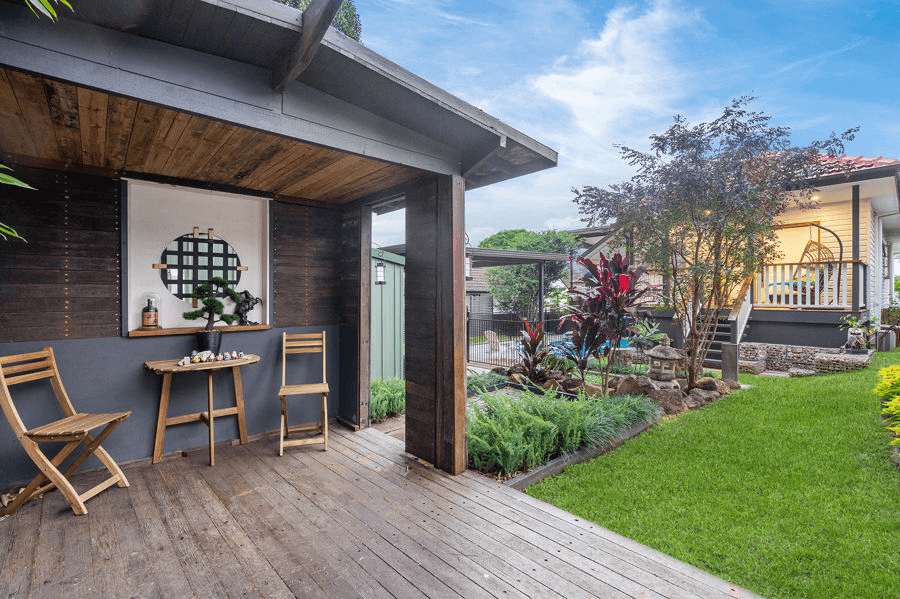 42  Greenmount Ave, HOLLAND PARK, QLD 4121