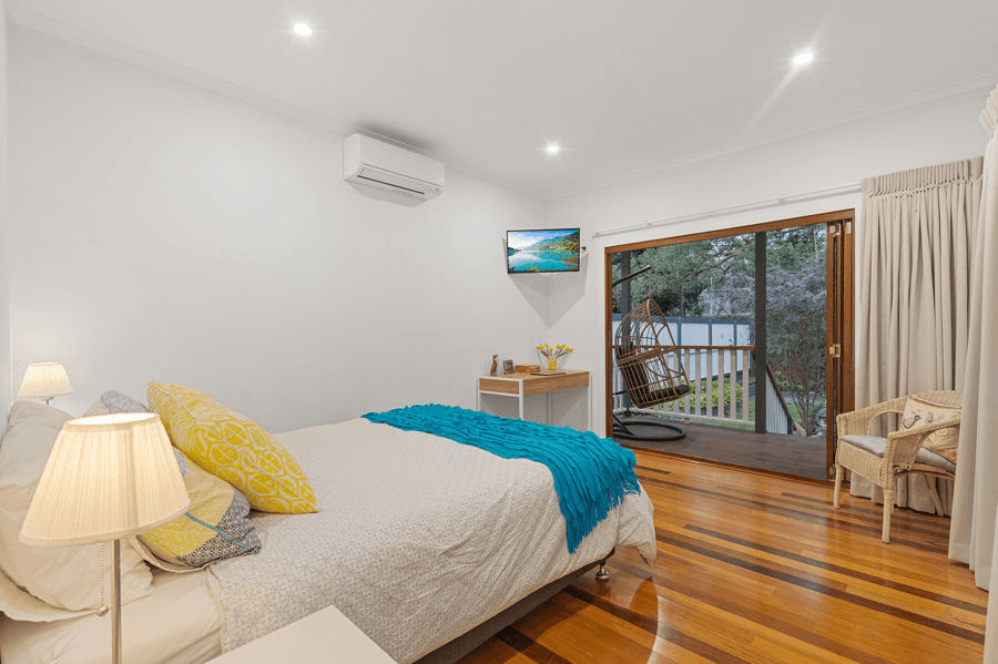 42  Greenmount Ave, HOLLAND PARK, QLD 4121