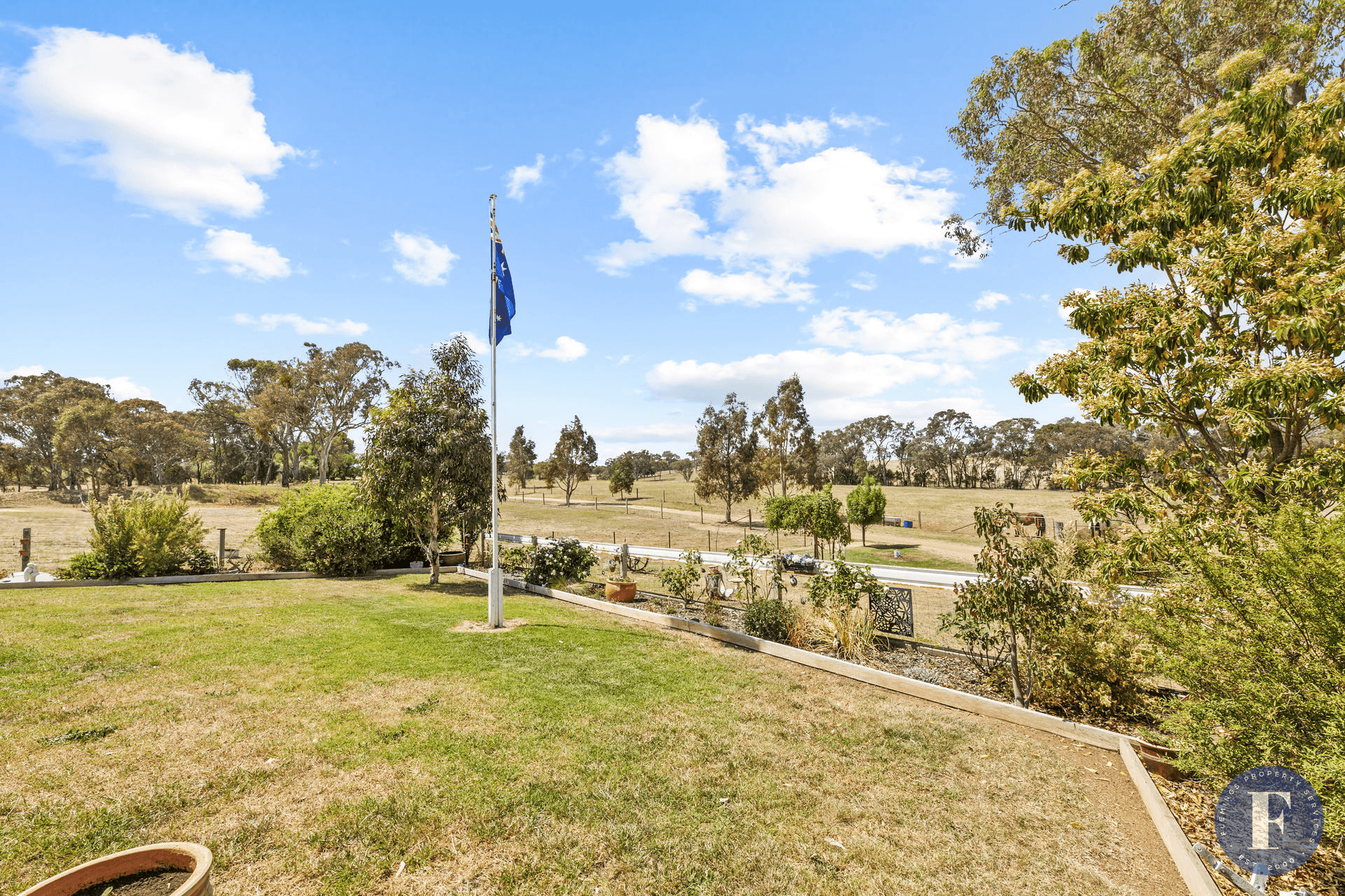 59 Friends Lane, Young, NSW 2594