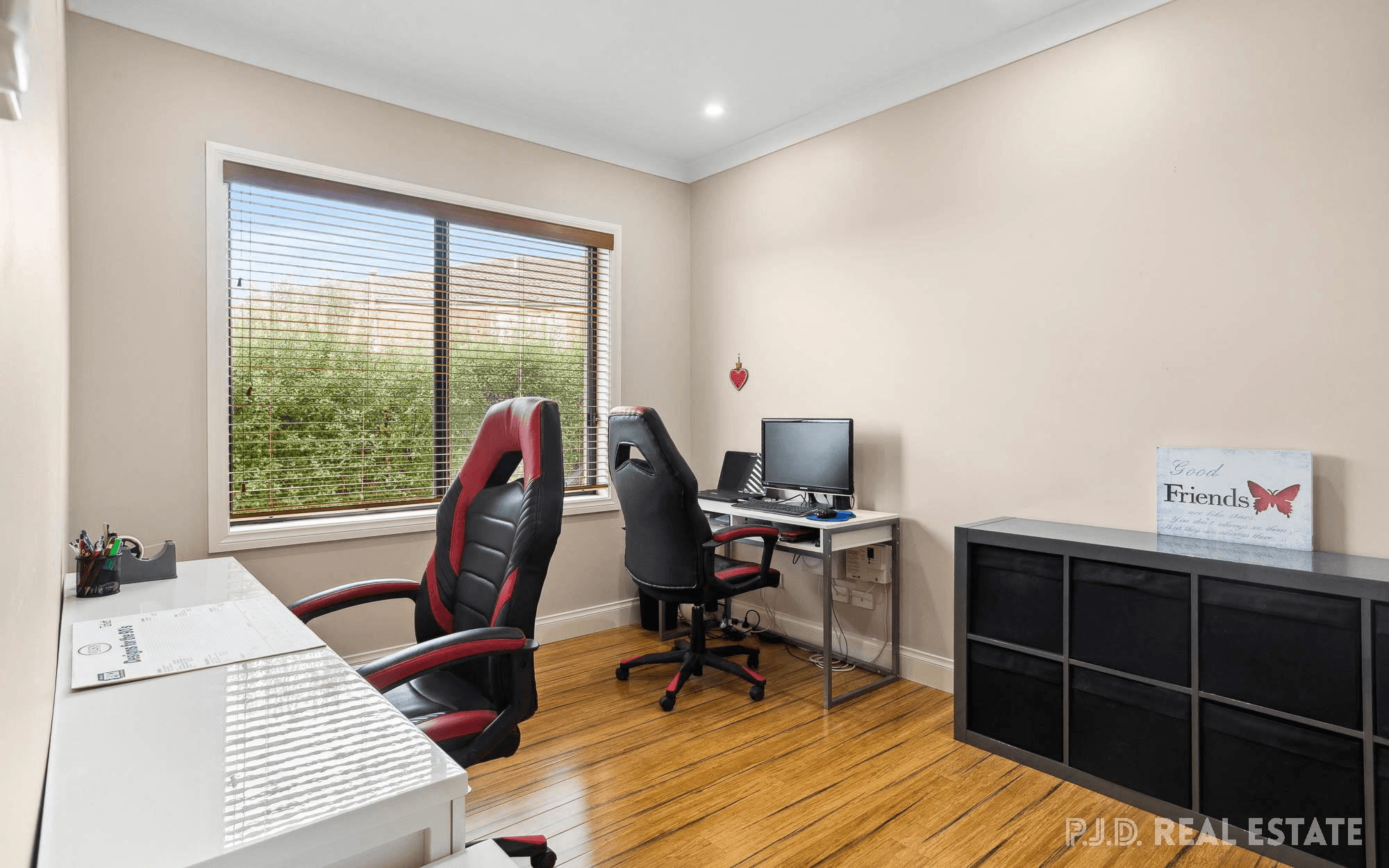 6 Tudor Avenue, VICTOR HARBOR, SA 5211