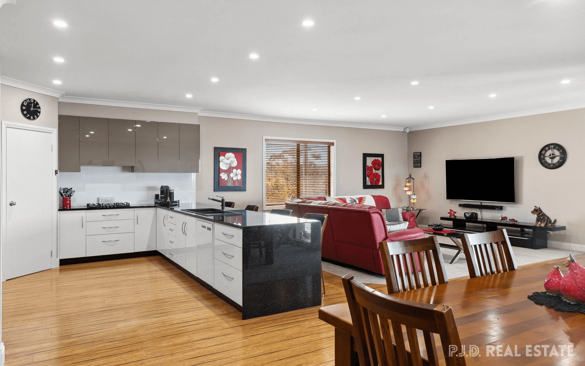 6 Tudor Avenue, VICTOR HARBOR, SA 5211
