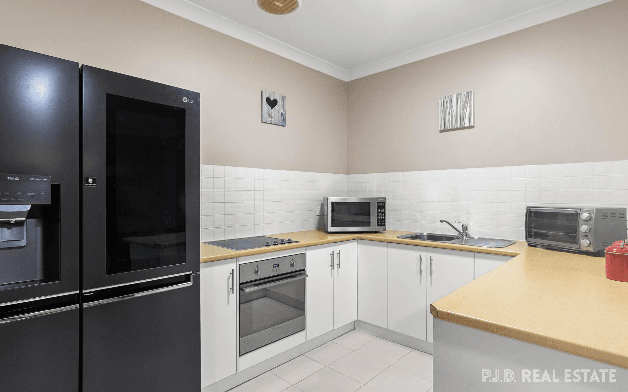 6 Tudor Avenue, VICTOR HARBOR, SA 5211