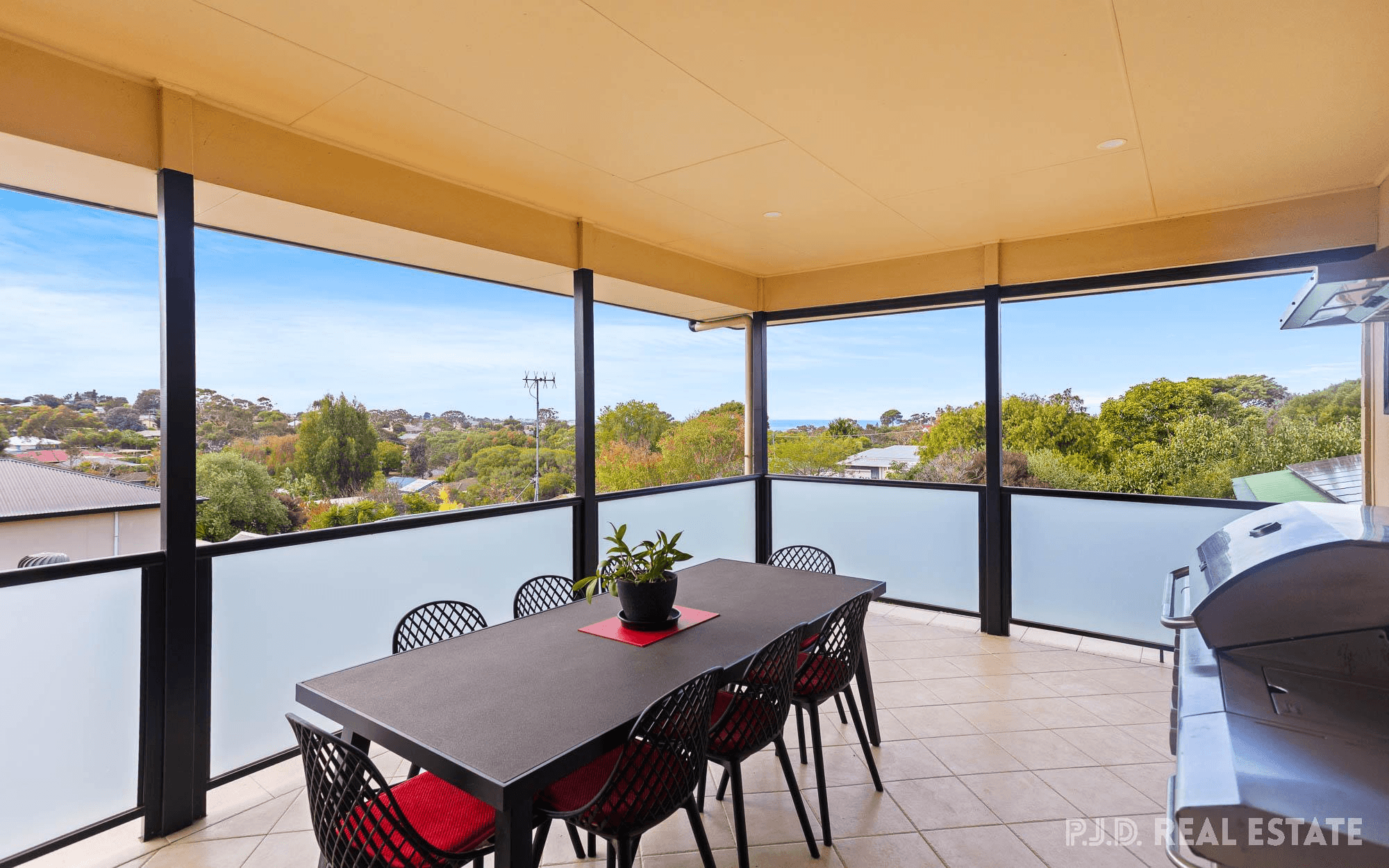 6 Tudor Avenue, VICTOR HARBOR, SA 5211