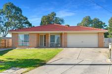 13 Strathearn Court, CARRUM DOWNS, VIC 3201