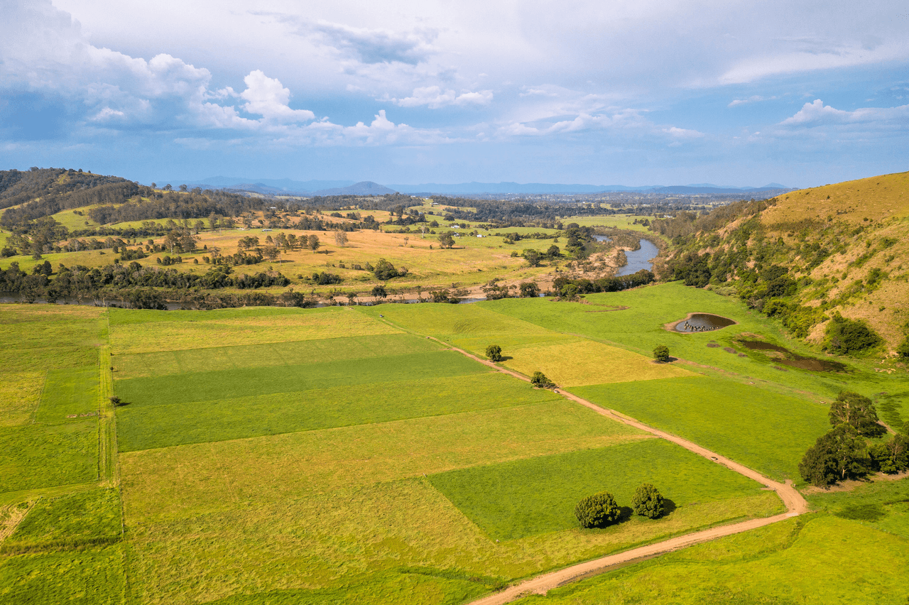 158 Kimbriki Road, BURRELL CREEK, NSW 2429