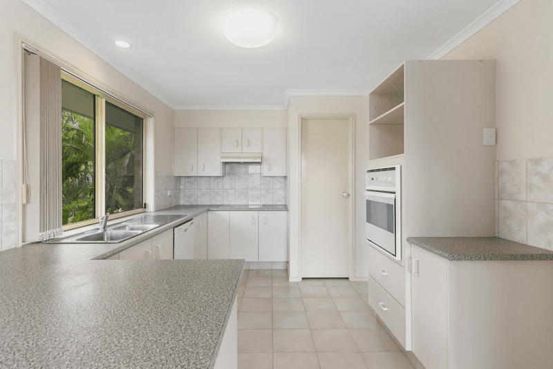 88 Ash Drive, BANORA POINT, NSW 2486