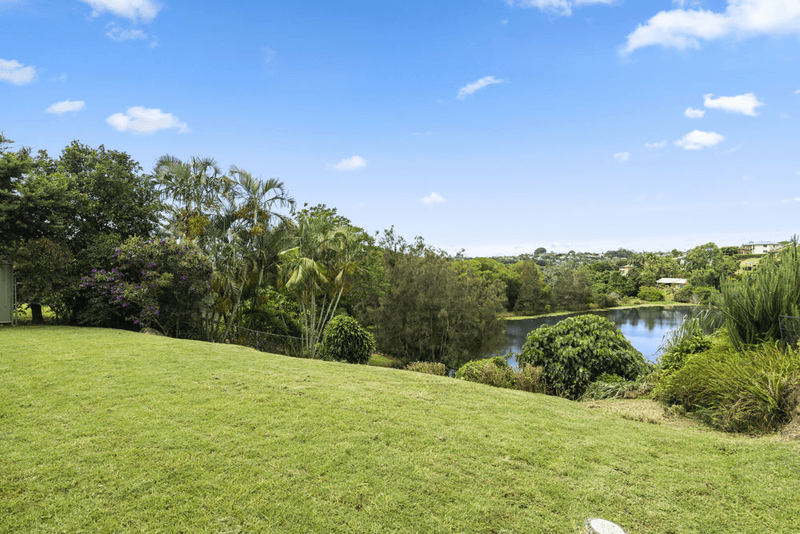 88 Ash Drive, BANORA POINT, NSW 2486