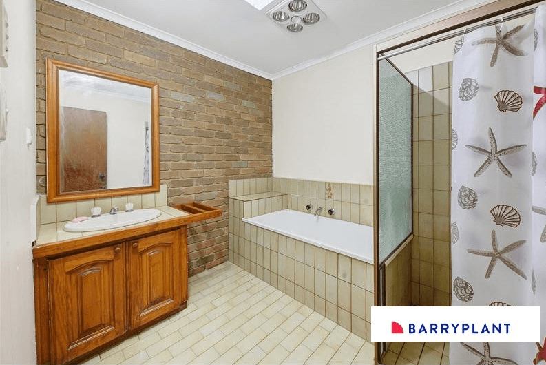 17 Monash Street, Melton South, VIC 3338