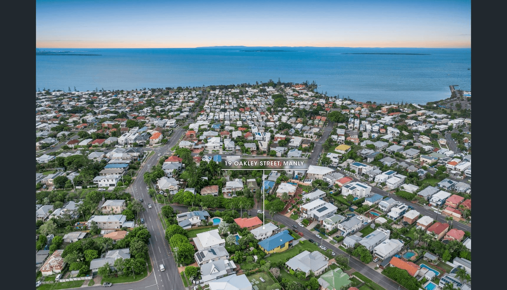 19 OAKLEY STREET, MANLY, QLD 4179