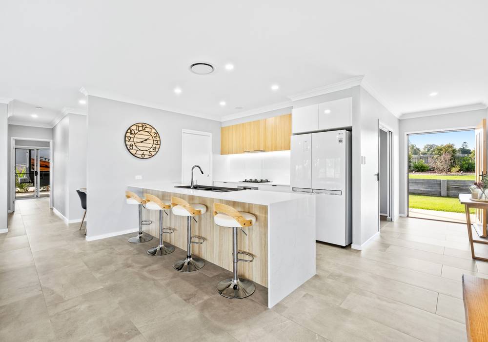 24 Walters Way, CHATSWORTH, QLD 4570