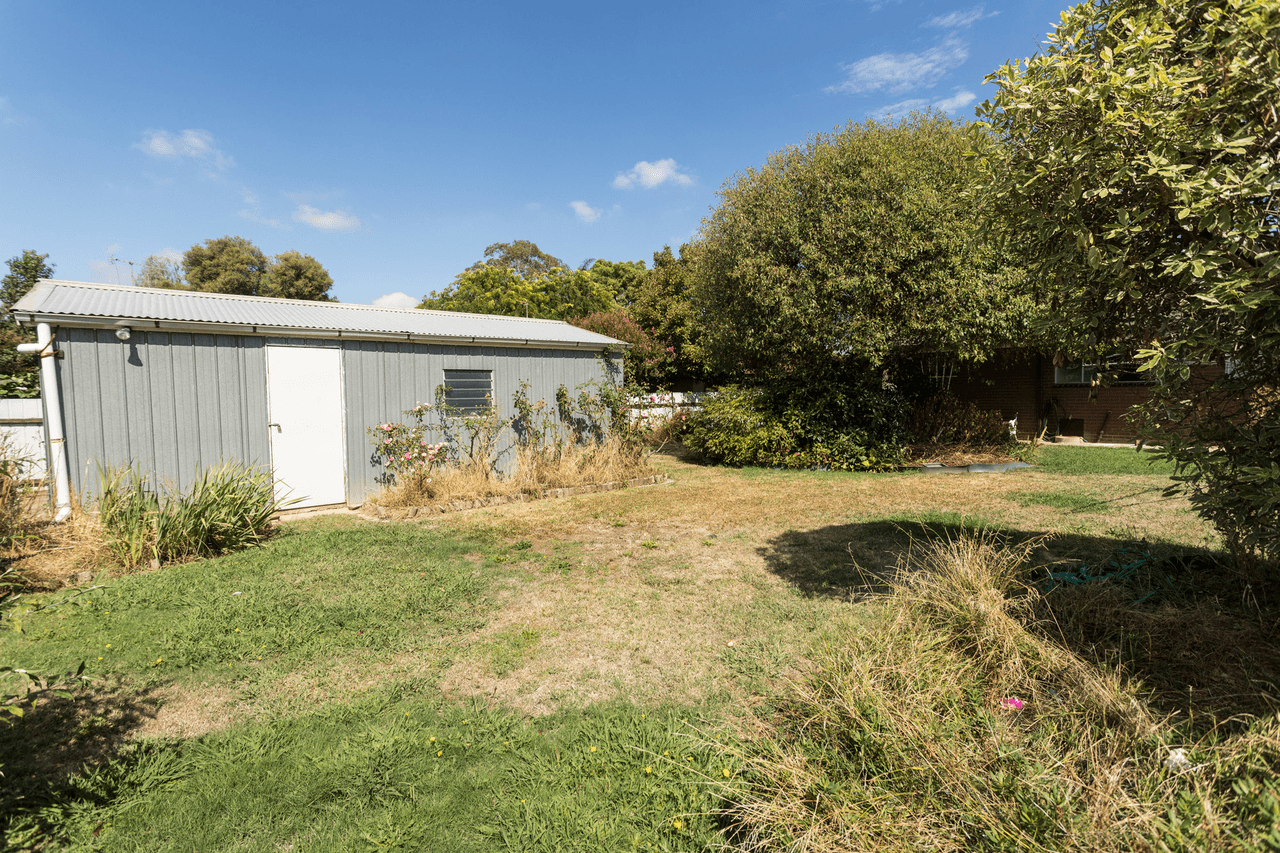 42 Gowrie Street, TATURA, VIC 3616