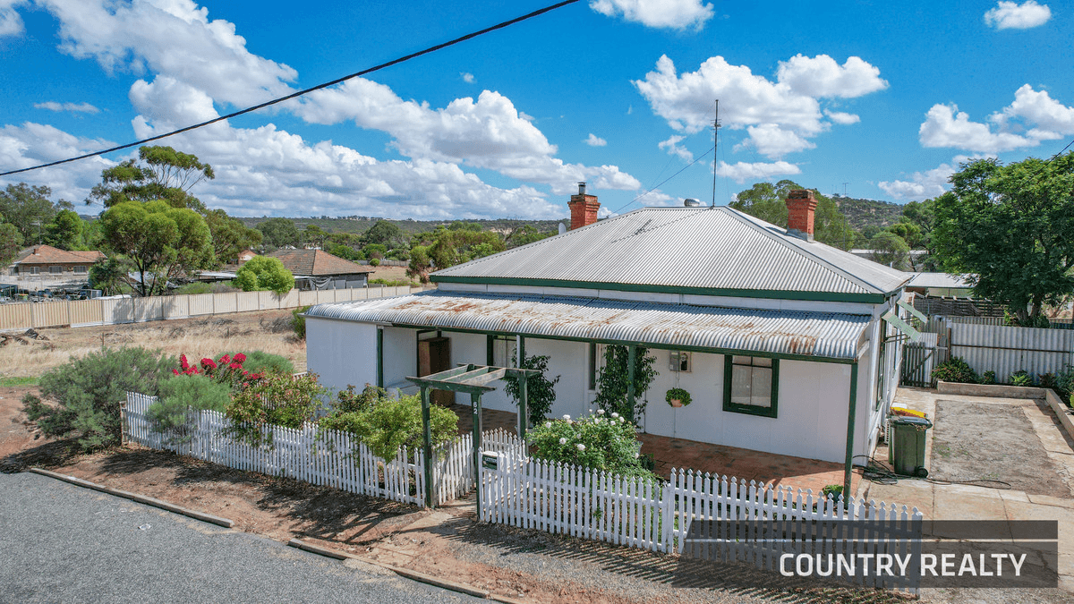 62 Lockyer Avenue, Northam, WA 6401