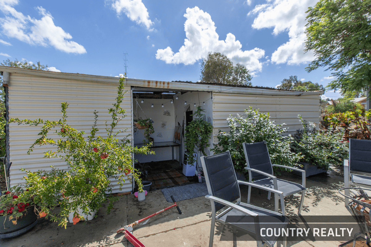 62 Lockyer Avenue, Northam, WA 6401