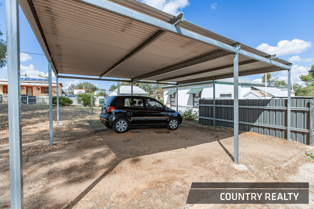 62 Lockyer Avenue, Northam, WA 6401