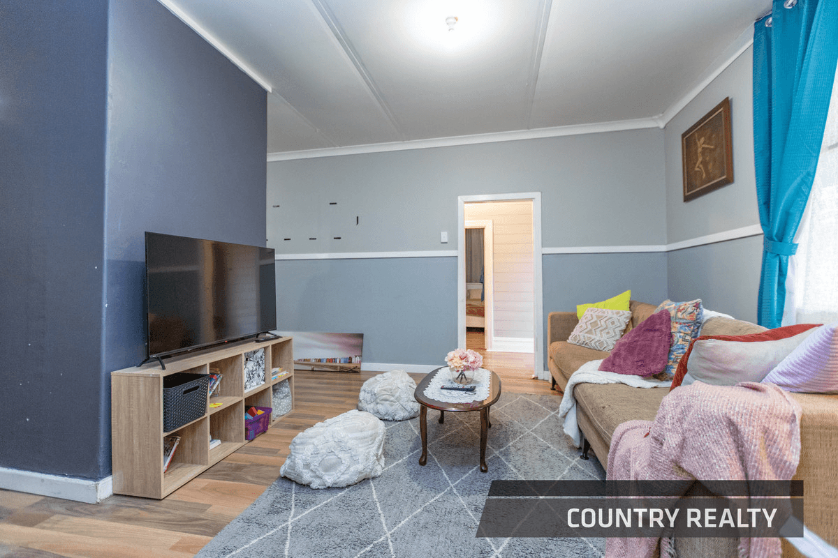 62 Lockyer Avenue, Northam, WA 6401