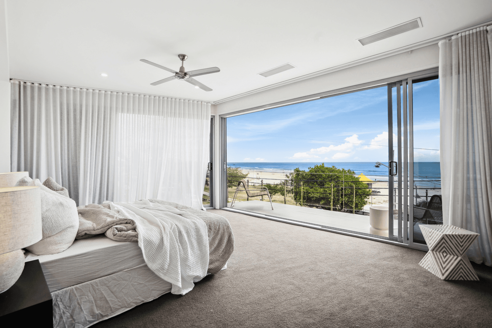 764 Pacific Parade, CURRUMBIN, QLD 4223