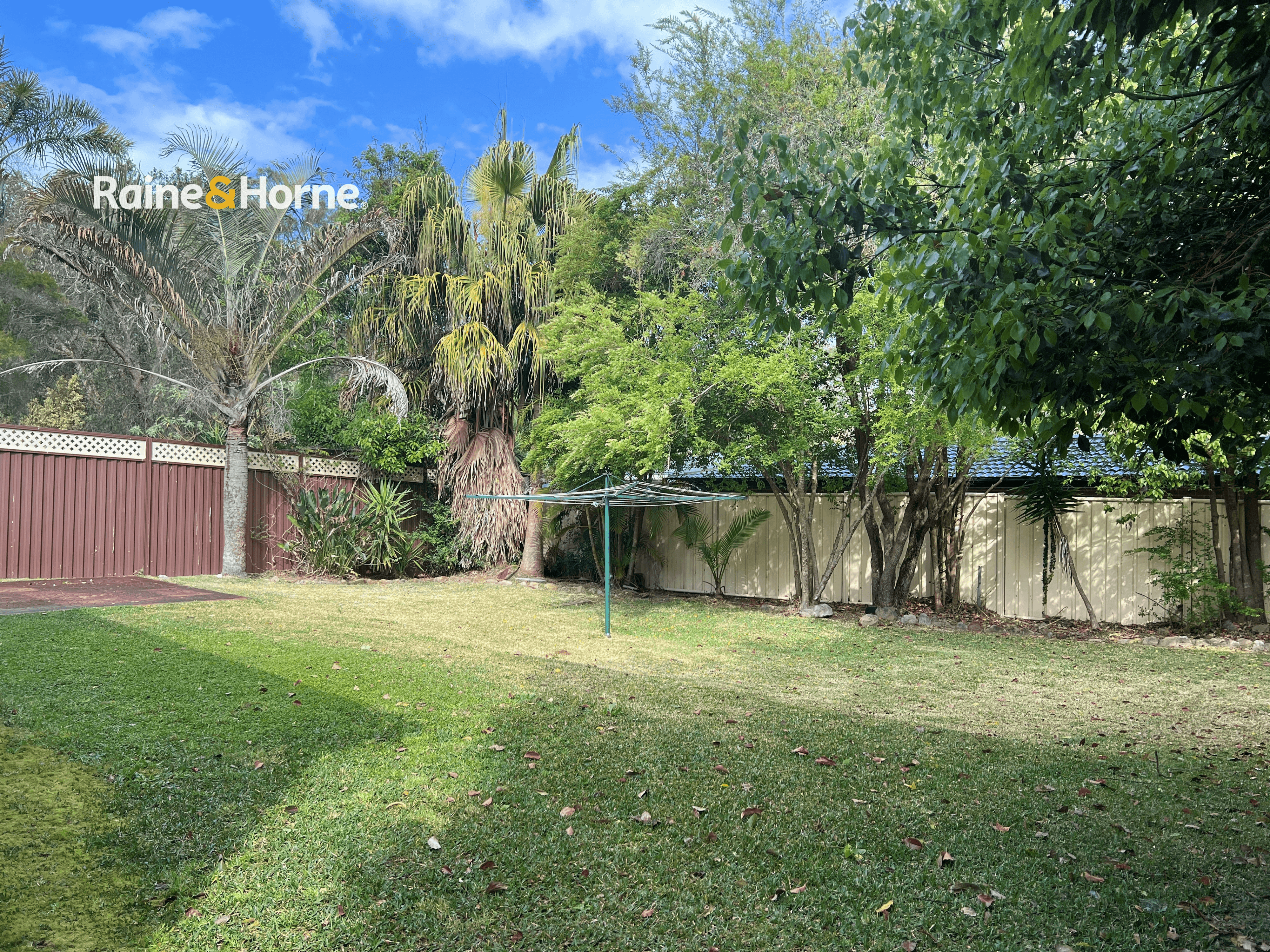 8 Rain Forest Street, WYOMING, NSW 2250