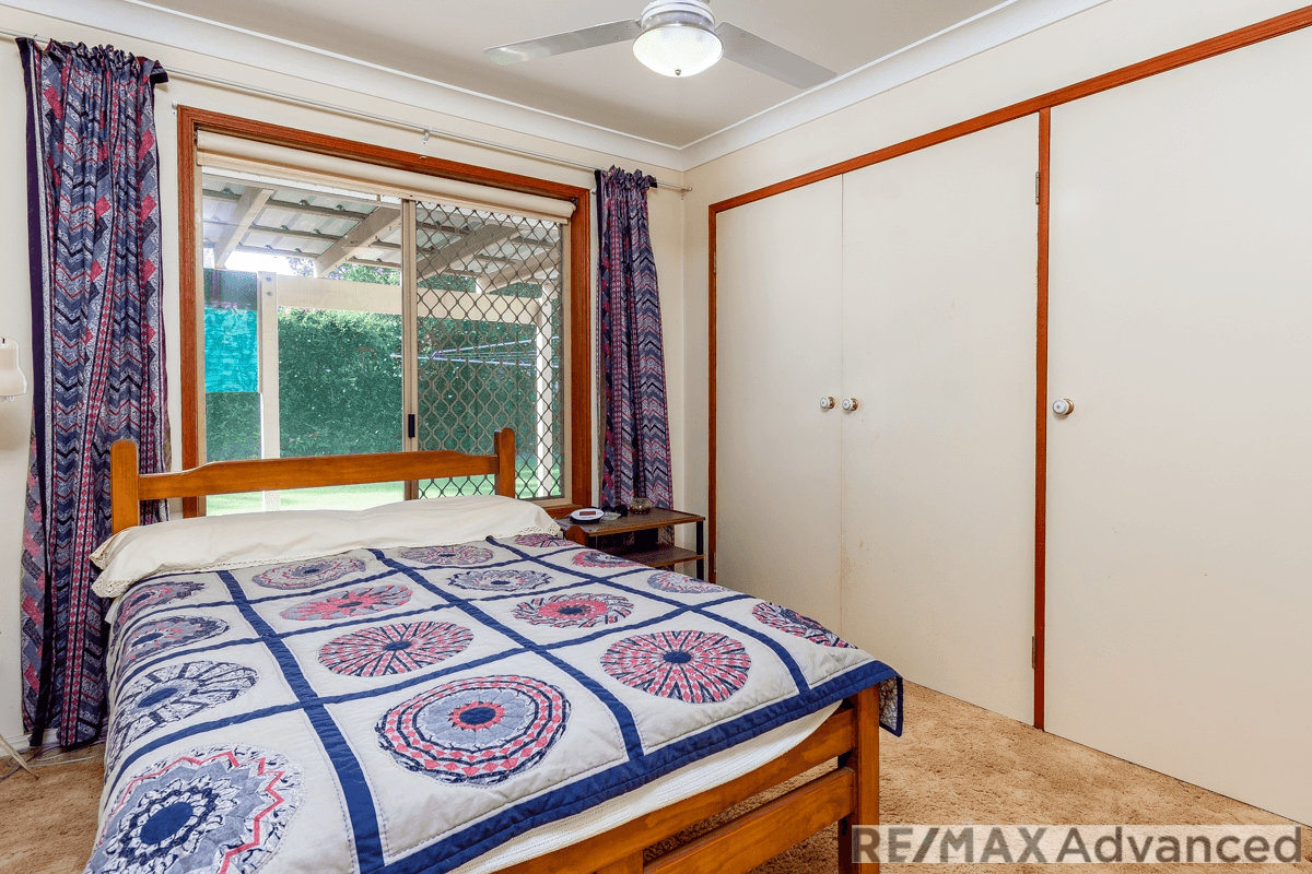 43 Clark Tce, Sandstone Point, QLD 4511