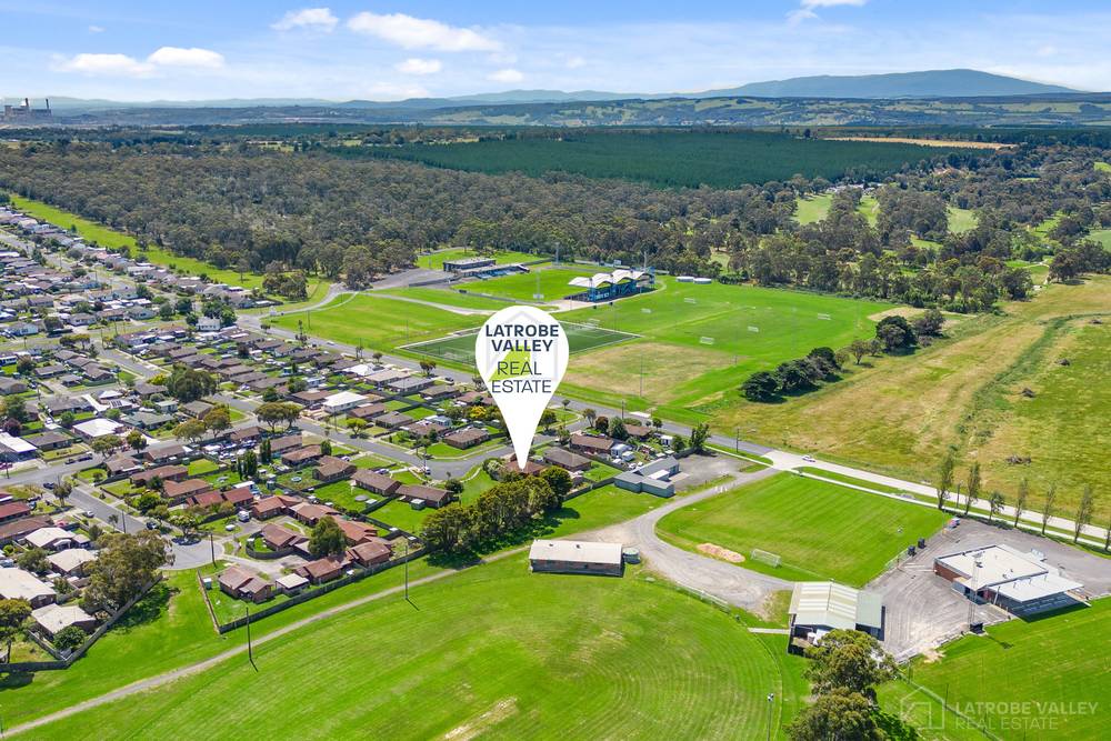 24 Symons Crescent, Morwell, VIC 3840