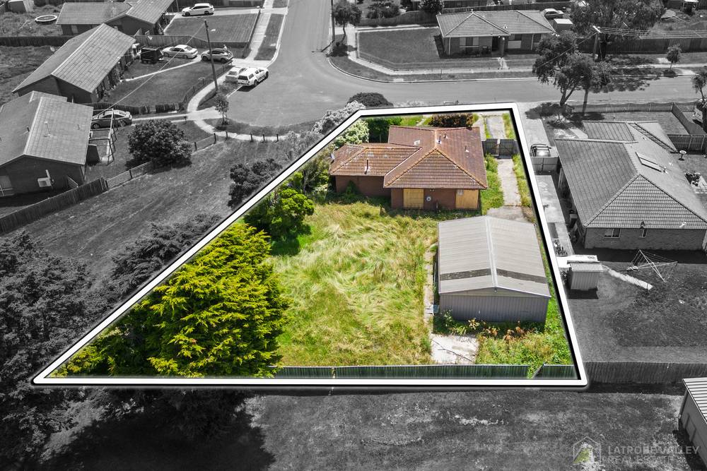 24 Symons Crescent, Morwell, VIC 3840