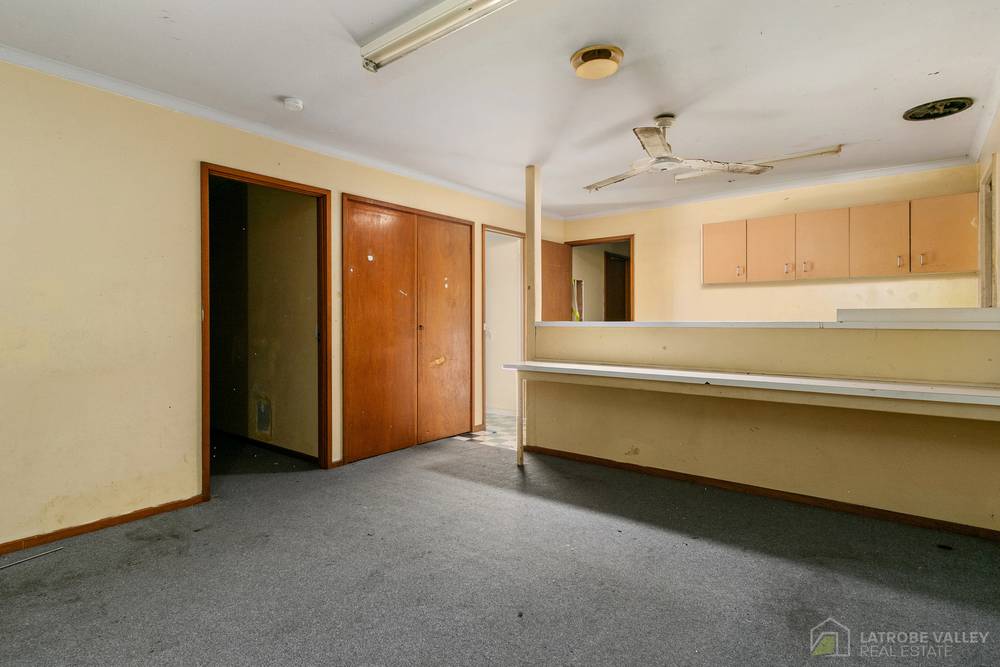 24 Symons Crescent, Morwell, VIC 3840