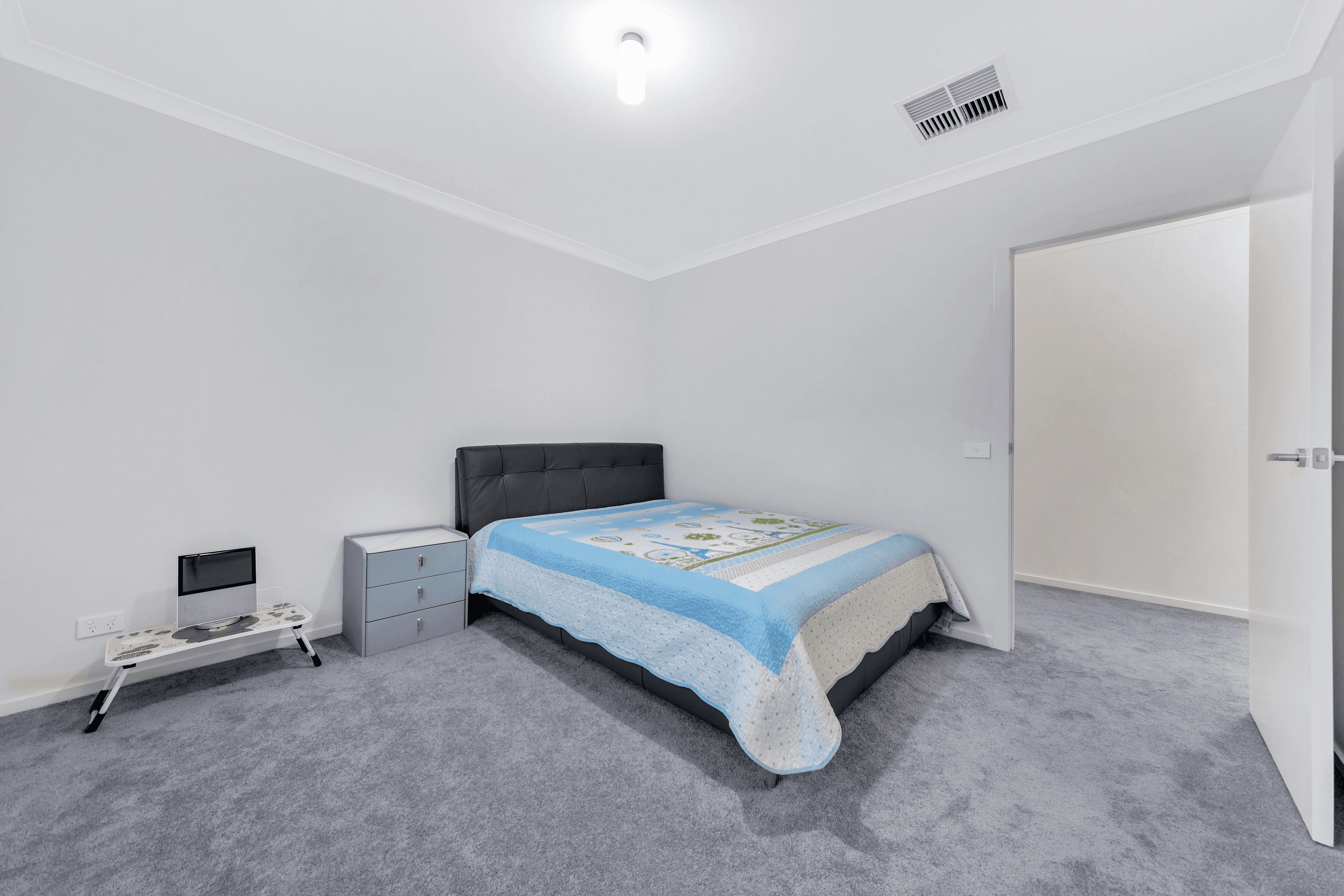 8 Clear Drive, TARNEIT, VIC 3029