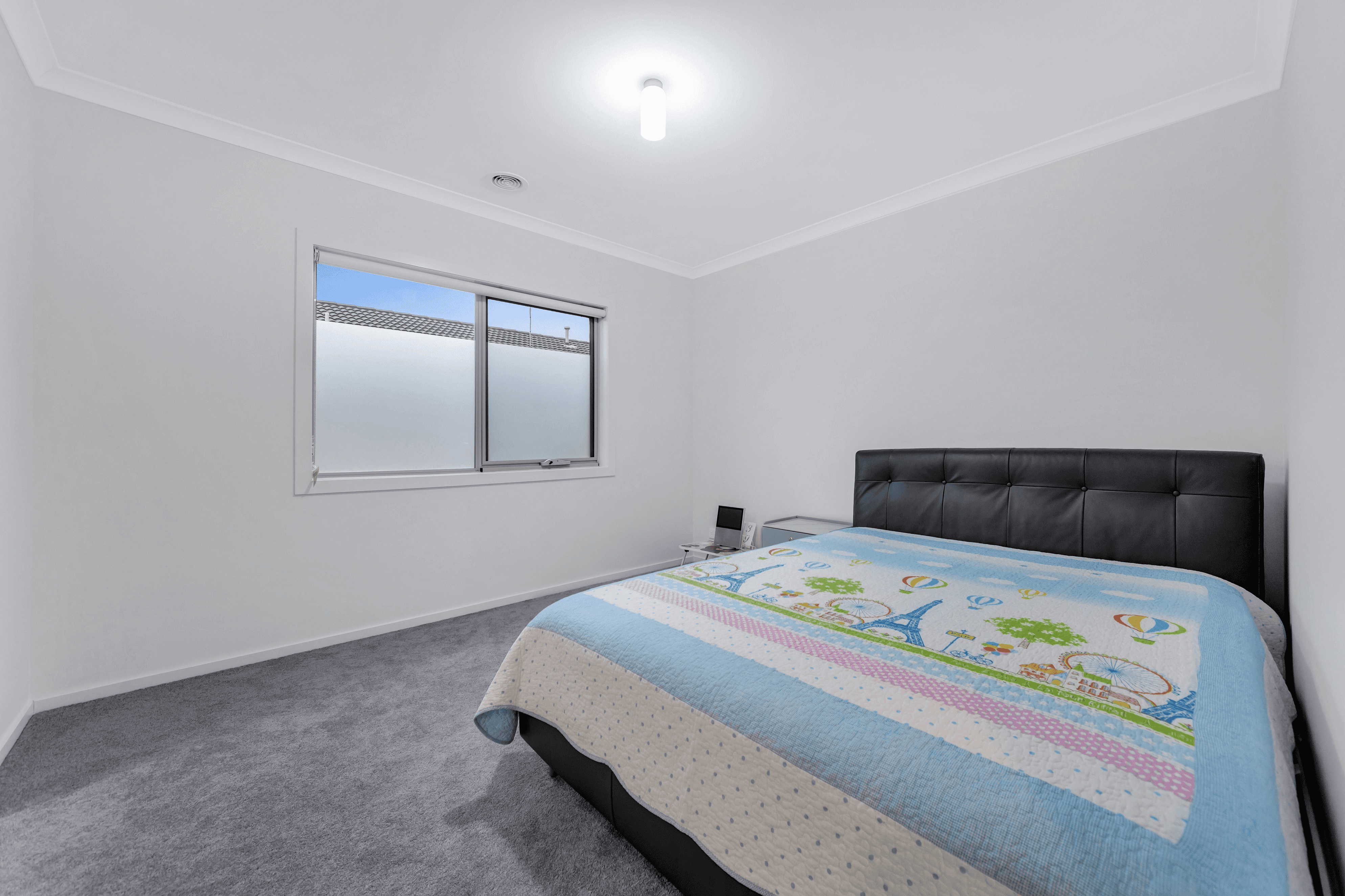 8 Clear Drive, TARNEIT, VIC 3029