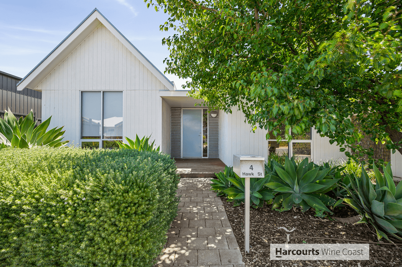 4 Hawk Street, PORT WILLUNGA, SA 5173