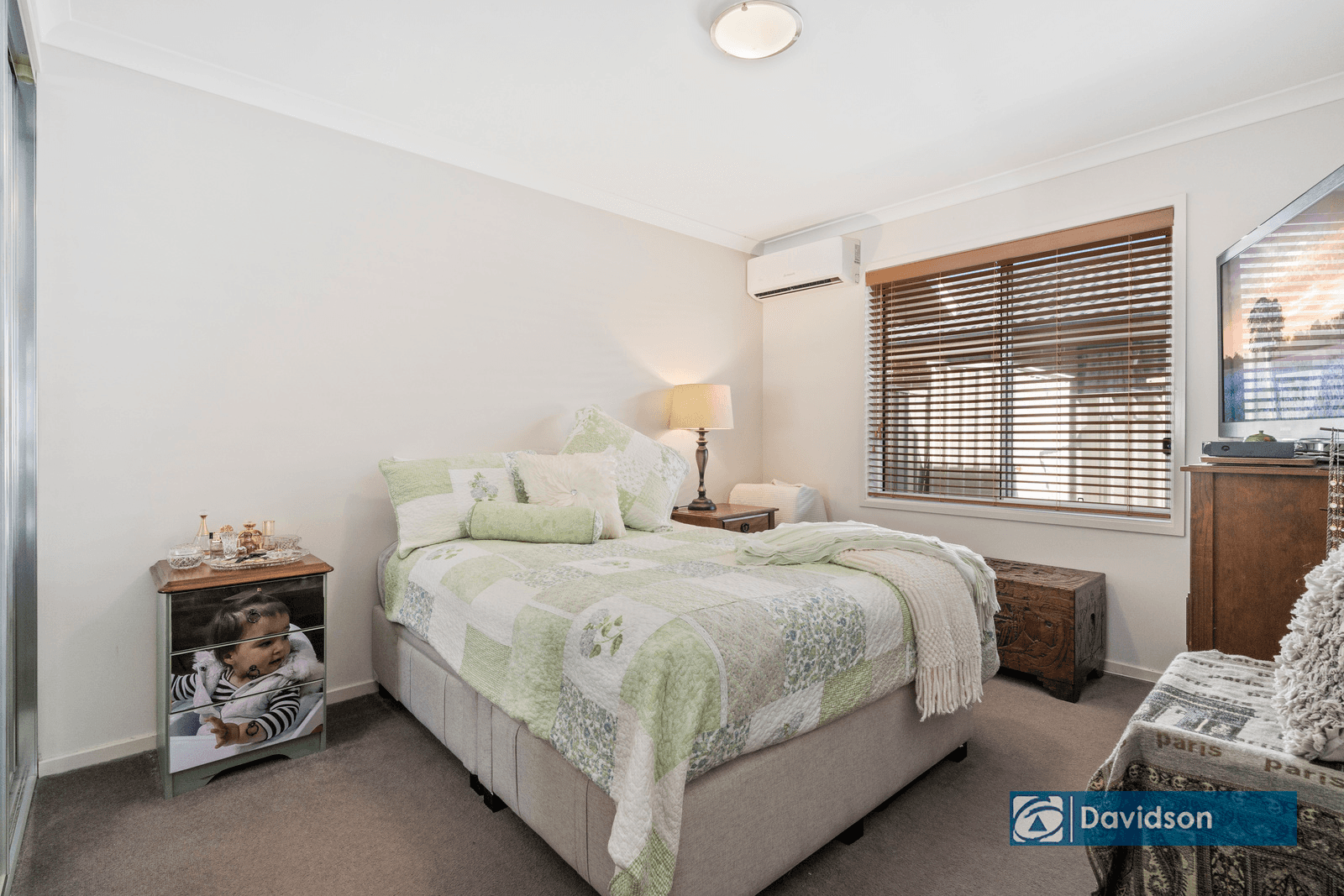 33 & 33A Jubilee Cct, ROSEMEADOW, NSW 2560