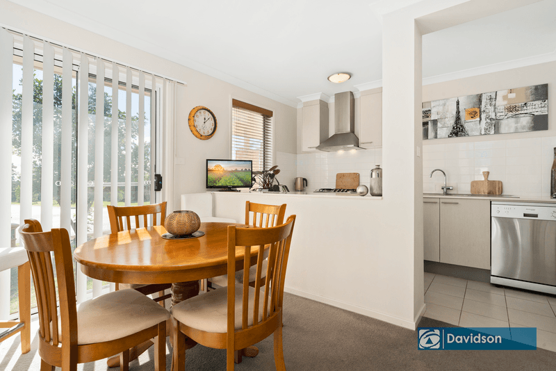 33 & 33A Jubilee Cct, ROSEMEADOW, NSW 2560