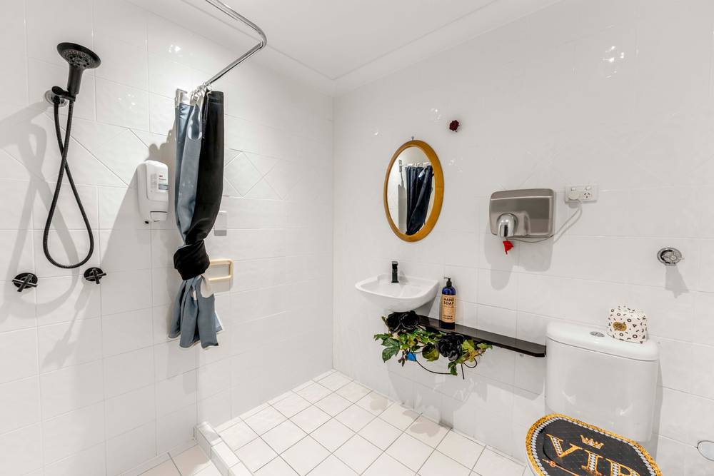 33 Morton Street, CHINDERAH, NSW 2487
