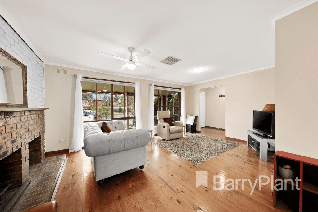 13 Chisholm Court, Mill Park, VIC 3082