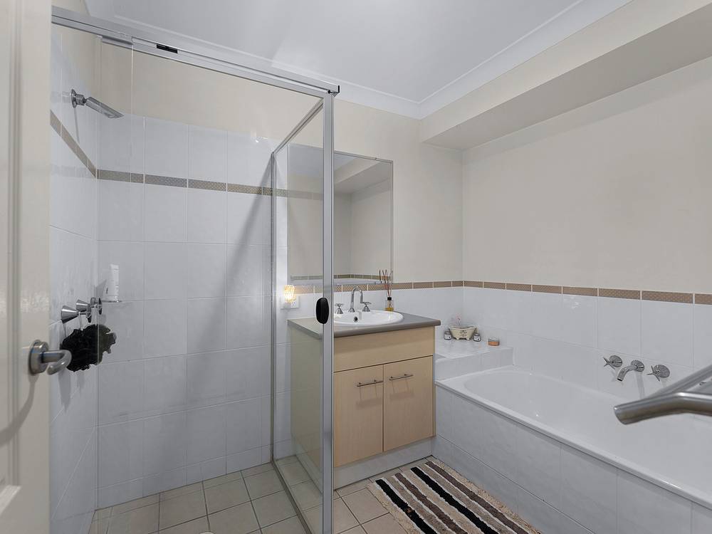 19 & 21  Wattle Crescent, RACEVIEW, QLD 4305