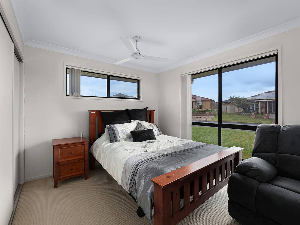 19 & 21  Wattle Crescent, RACEVIEW, QLD 4305
