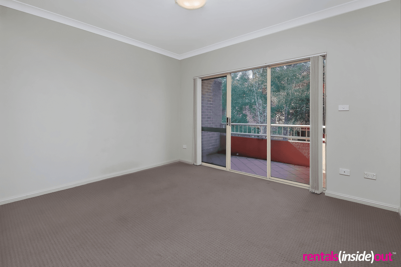 8/217 Dunmore Street, PENDLE HILL, NSW 2145