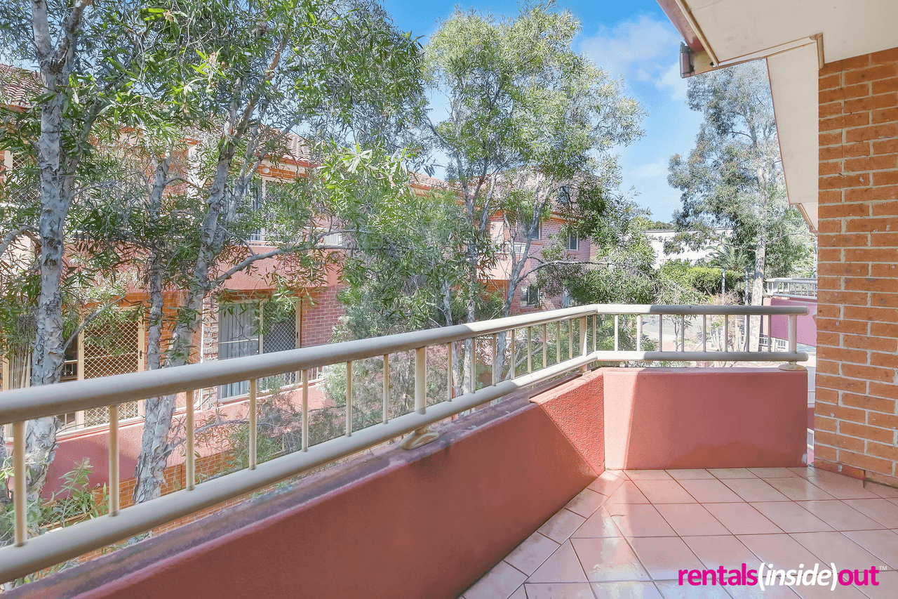 8/217 Dunmore Street, PENDLE HILL, NSW 2145