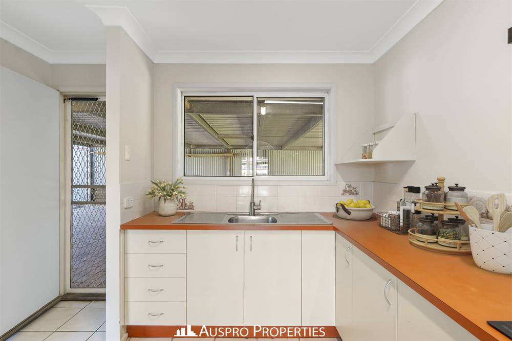 24 Trebeck Street, BROWNS PLAINS, QLD 4118