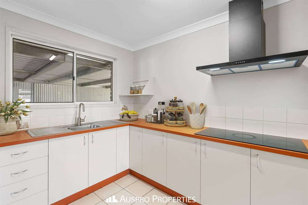 24 Trebeck Street, BROWNS PLAINS, QLD 4118