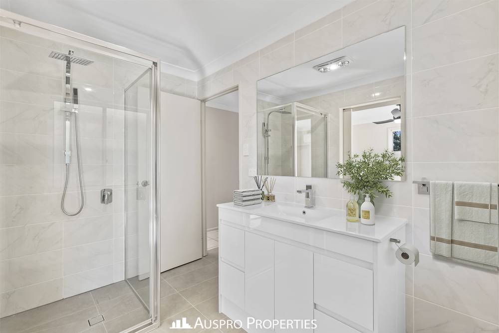 24 Trebeck Street, BROWNS PLAINS, QLD 4118