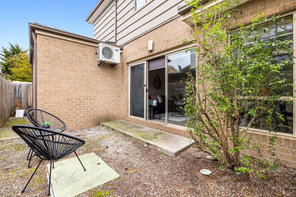 2/124 Daley Street, GLENROY, VIC 3046