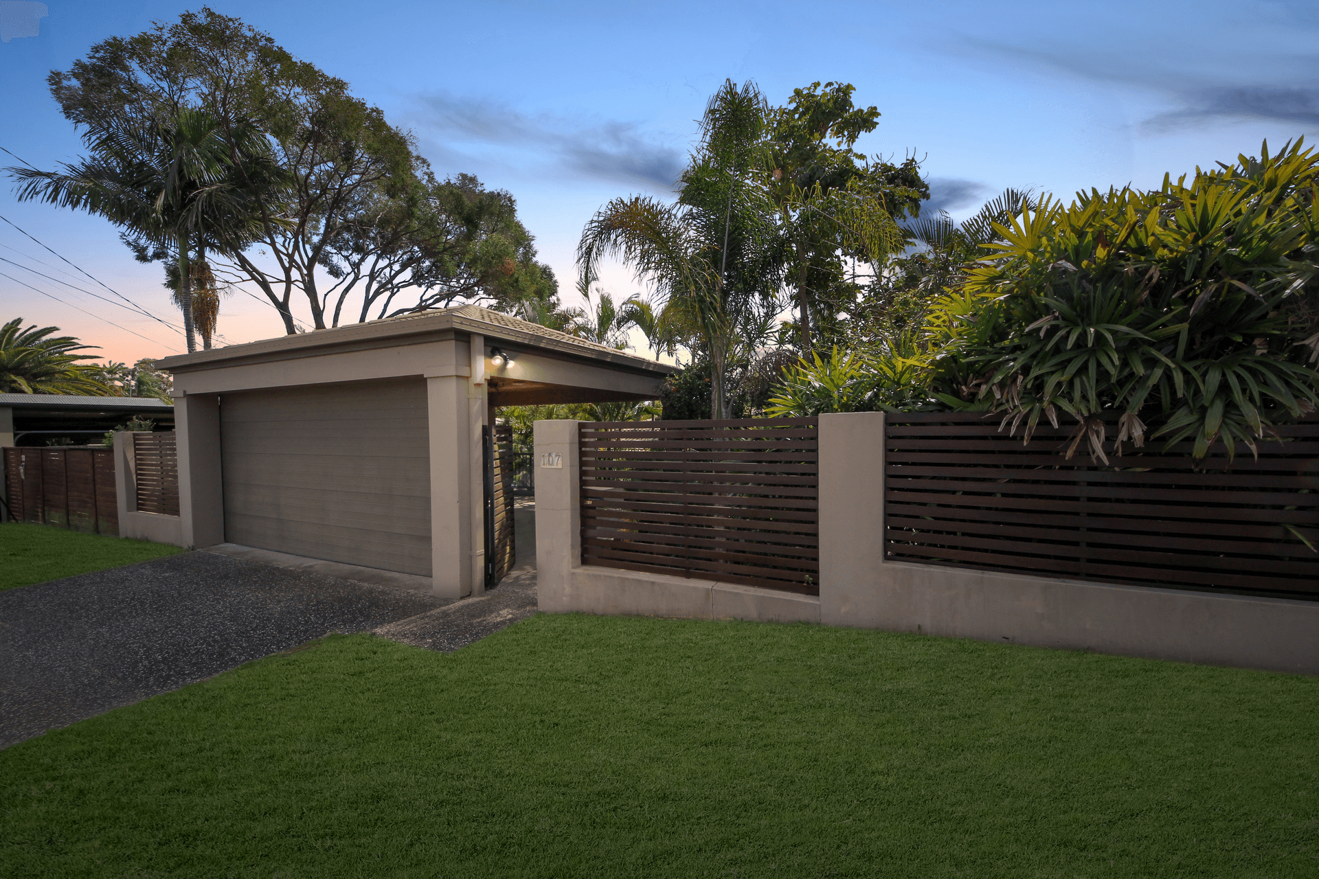 107 Bamboo Avenue, Benowa, QLD 4217