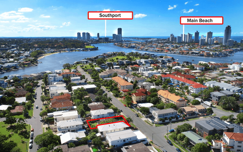 26 Mawarra Street, CHEVRON ISLAND, QLD 4217