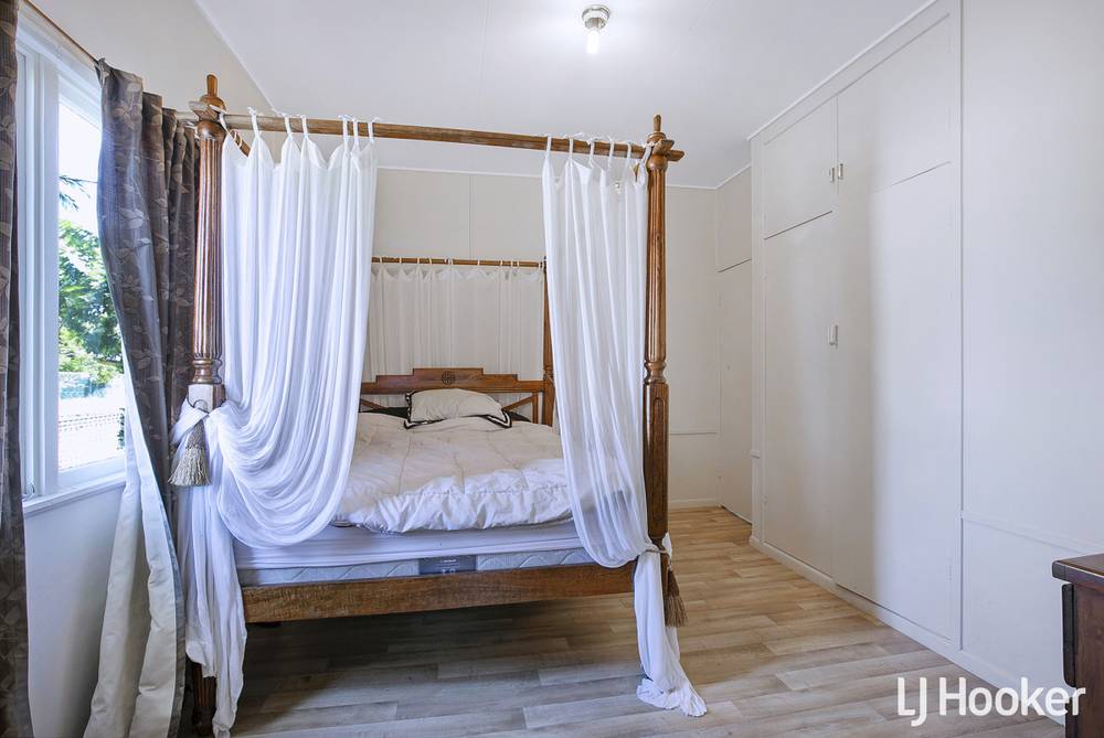 30 Windsor Place, DECEPTION BAY, QLD 4508