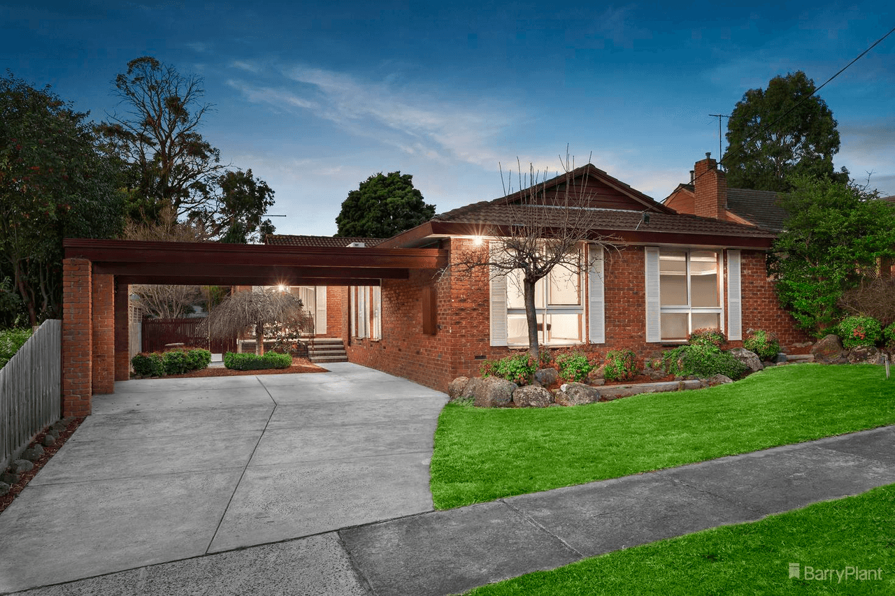 30 Heathfield Rise, BOX HILL NORTH, VIC 3129